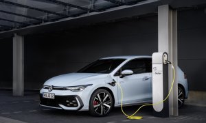Noul Volkswagen Golf hibrid, încărcare mai rapidă pentru mai multă autonomie