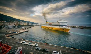 Transport gratis 6 luni pentru călătorii primului feribot cu hidrogen din lume