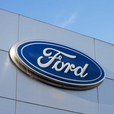 Ford backs-off from all-electric plans in Europe by 2030