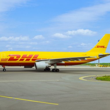 Parteneriat pentru transport aviatic de marfă sustenabil între Google și DHL