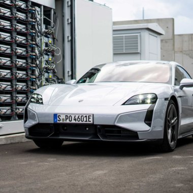 Porsche Taycan este sursa companiei de energie pentru producția sustenabilă