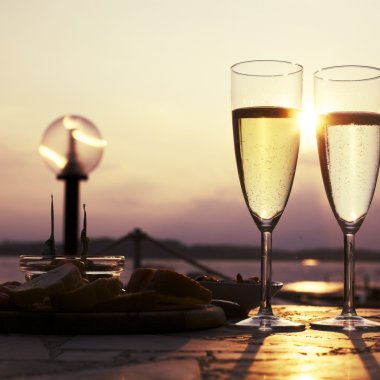 Schimbarea climatică ne poate lăsa fără prosecco, bere și pălincă