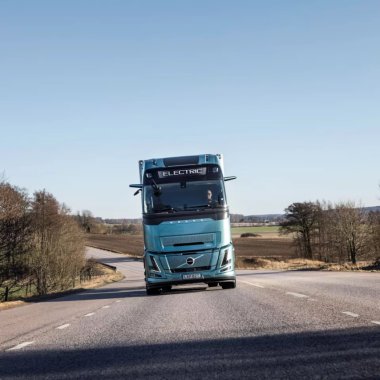 Volvo launches its latest electric truck model with up to 600 km range