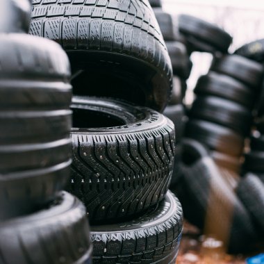 The future of smart tires: embedded sensors and connected to the motherboard