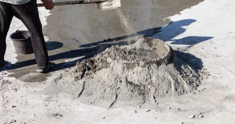 Cimentul sustenabil este pariul industriei pentru construcții cu