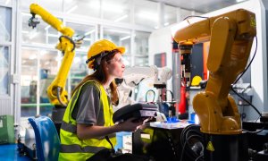 This startup uses robots to disassemble and recycle their obsolete relatives