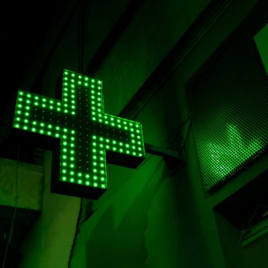Cum se pot reduce emisiile de carbon în industria farma?
