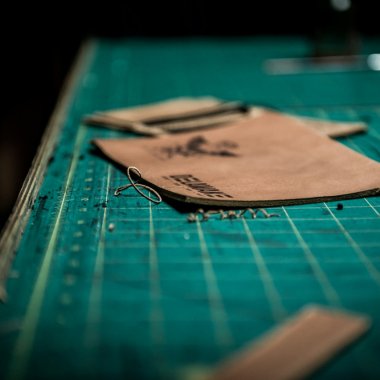 Francezii care produc piele naturală în laborator ridică 15 milioane de euro