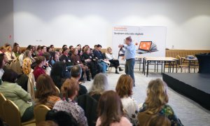 Platforma Digitaliada integrează AI în resursele destinate profesorilor și elevilor