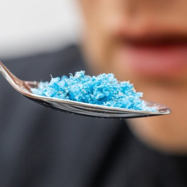 Există suficient plastic în creierul tău pentru a face o lingură