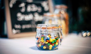 Mars introduce borcane de plastic 100% reciclate și reciclabile pentru dulciuri