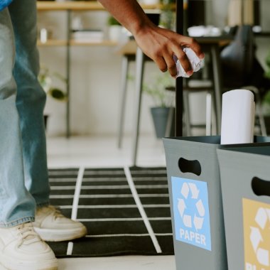 15 lucruri care nu ar trebui să ajungă în coșul de reciclare