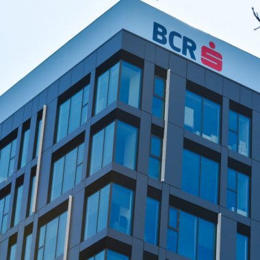 BCR lansează prima bancă mobilă electrică din România pentru micile comunități