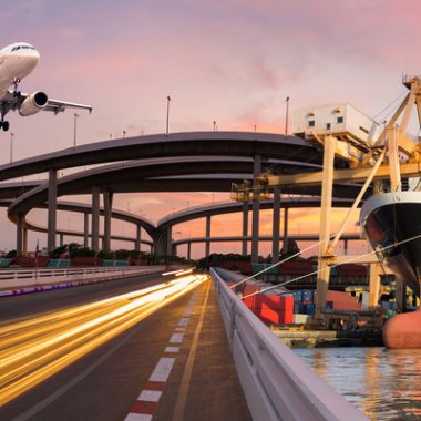 Transportul european este tot mai sustenabil, dar există două probleme