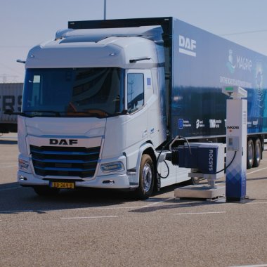 Startup-ul care automatizează încărcarea rapidă pentru logistica autonomă