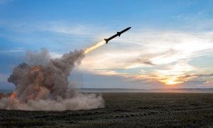 Cum putem "bombarda" cerul cu rachete pentru a răci Planeta