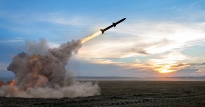 Cum putem "bombarda" cerul cu rachete pentru a răci Planeta