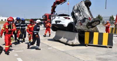 Renault: 400 de vehicule în 9 ani oferite pompierilor pentru competiții de descarcerare
