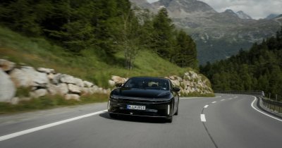 Record de autonomie în Alpi: 1.200 de kilometri cu un „plin” de curent
