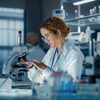 Cum ne pot ajuta uleiurile „cultivate” în laborator să oprim defrișările