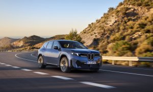 Noul BMW iX3 redefinește sustenabilitatea, autonomia și viteza de încărcare
