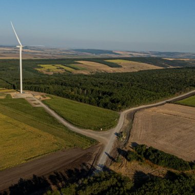 STRABAG implementează unul dintre cele mai mari parcuri eoliene din România