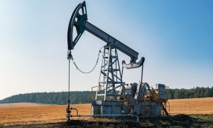 20 de țări își cresc producția de petrol, gaze și cărbune, în ciuda crizei climatice