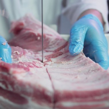 Pasiunea pentru vită în sânge și ceafă de porc, amenințare climatică