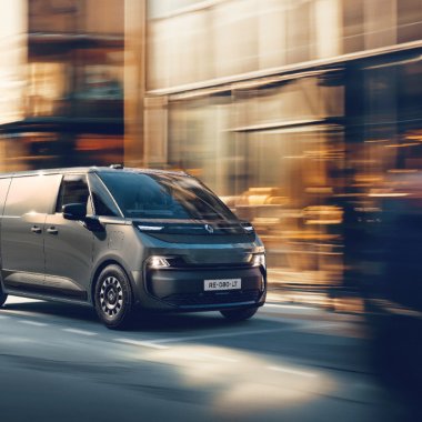 Renault prezintă noul Trafic E-Tech, cu două baterii și design sustenabil