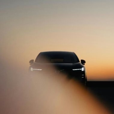 Volvo EX60, aproape gata de lansare cu peste 800 km autonomie