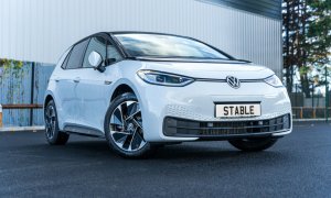 Volkswagen Group a vândut aproape 1 milion de mașini electrice în 2025