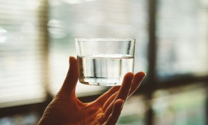 Cum vrea UE să oprească răspândirea chimicalelor veșnice prin apă