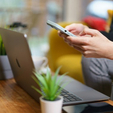 Cât poluezi, de fapt, cu fiecare căutare pe internet