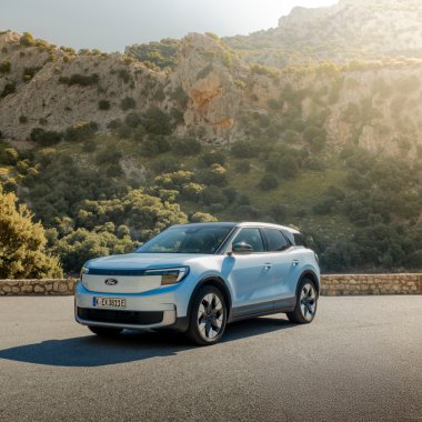 Ford Capri și Explorer primesc o nouă baterie. Încărcare mai rapidă și autonomie mai mare