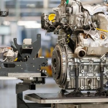 Motorul de la britanici cu combustibil regenerabil și consum minim record