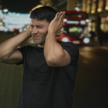 1 din 6 europeni are problemă de sănătate mintală agravată de expunerea la poluare
