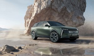 DS prezintă N°7, nou SUV cu autonomie electrică de până la 740 km