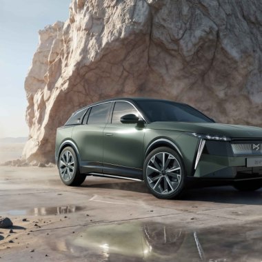 DS prezintă N°7, nou SUV cu autonomie electrică de până la 740 km