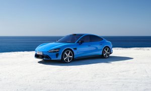 Xiaomi prezintă noul SU7, mașină electrică de performanță cu o singură problemă
