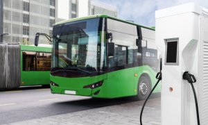 Troleibuze vs autobuze electrice: care este soluția mai bună pentru orașele verzi