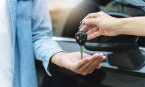 Piața auto electrificată din România atinge un nivel record în 2026