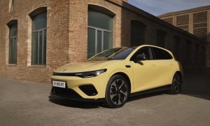 Leapmotor lansează B05, concurent complet electric pentru Volkswagen ID.3