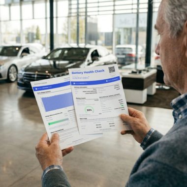 Nu-ți încarci mașina plug-in hibrid? Iată de ce e obligatoriu pentru revânzare
