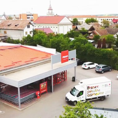 PENNY, donații de peste 5.400 de tone de alimente în 2025 către Băncile pentru Alimente