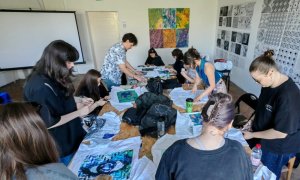 Humana: ateliere de sustenabilitate și upcycling la Universitatea de Artă și Design Cluj-Napoca