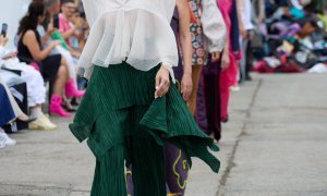 Hainele second-hand devin colecții de designer la Feeric Fashion Week din Sibiu