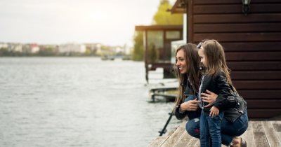 Ce înseamnă, de fapt, o casă cu ieșire la lac: tipuri de proprietăți și ce oferă fiecare