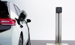 Parcul auto electric din România crește și în iulie 2026. Ce-i face pe români să aleagă modele pe baterii