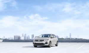 Dacia deschide comenzile pentru Sandero Hybrid 155, mașina perfectă pentru ride sharing