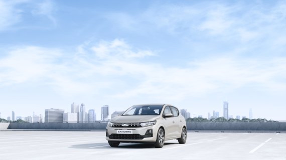 Dacia deschide comenzile pentru Sandero Hybrid 155, mașina perfectă pentru ride sharing